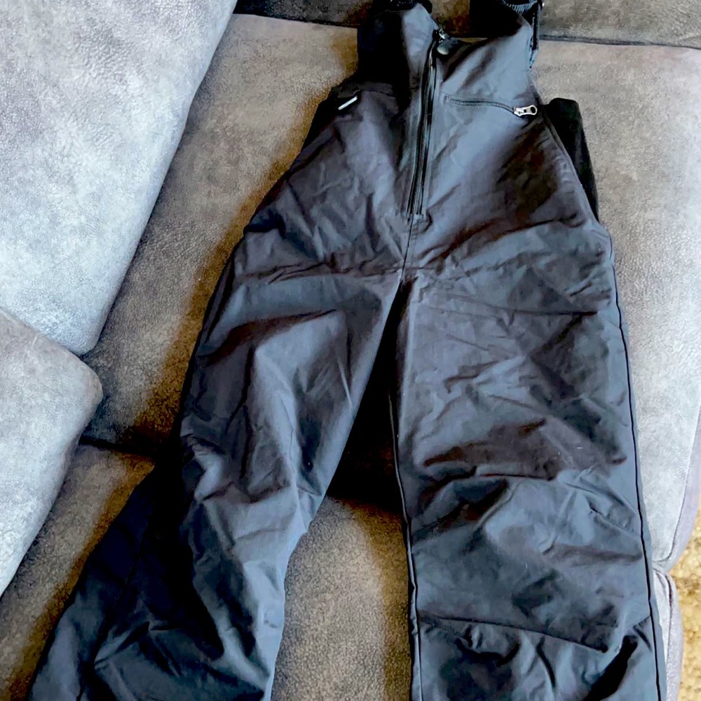Mountain Tek Medium Youth ski overalls